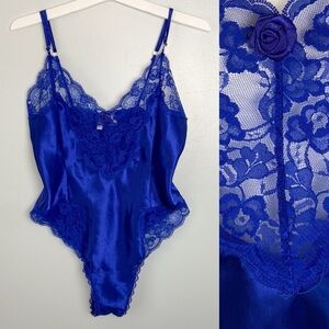 Vintage 90s Delicates Teddy Lingerie Hi Cut Bodysuit Size Medium Lace Blue